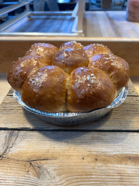 Thanksgiving Menu: Sourdough Parker Rolls
