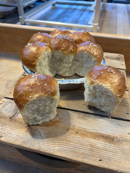 Thanksgiving Menu: Sourdough Parker Rolls