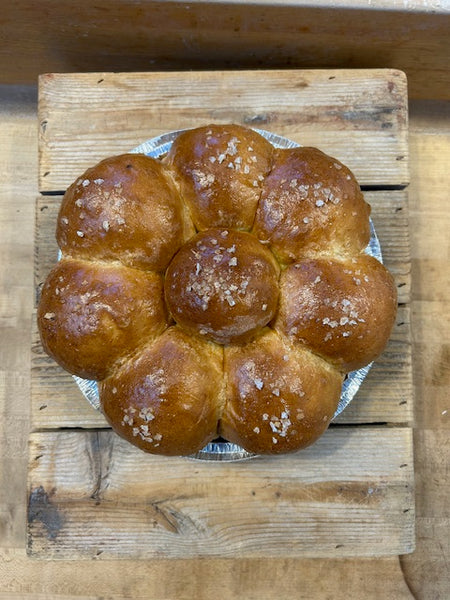 Thanksgiving Menu: Sourdough Parker Rolls